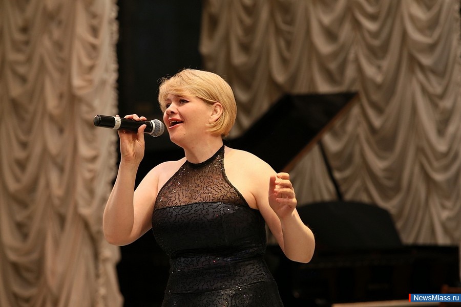   - !.     - XI   -    " "