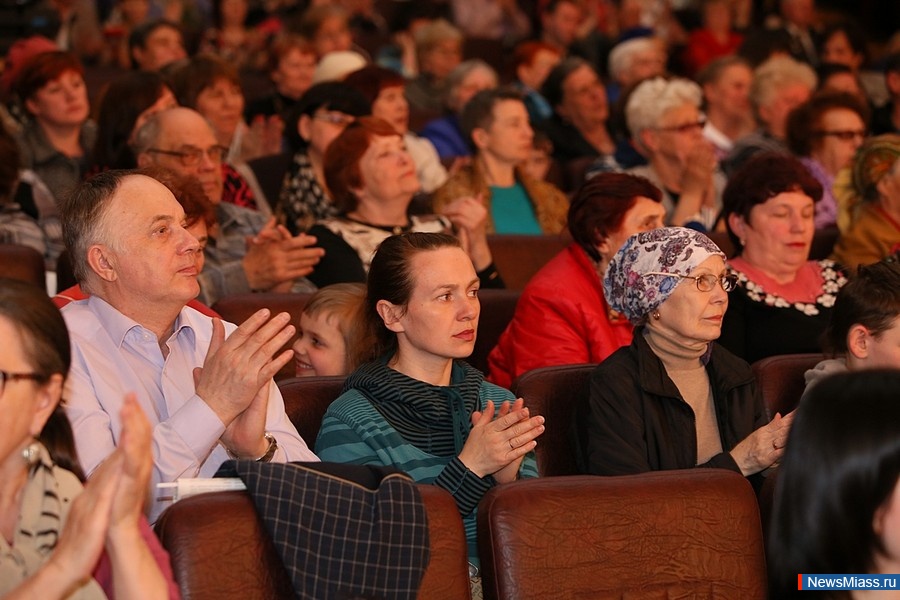   - !.     - XI   -    " "