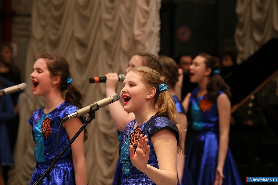   - !.     - XI   -    " "