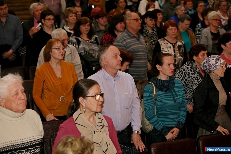   - !.     - XI   -    " "