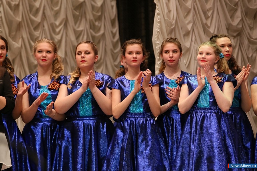   - !.     - XI   -    " "