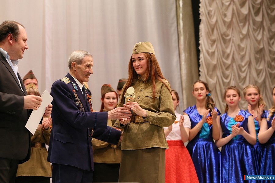   - !.     - XI   -    " "