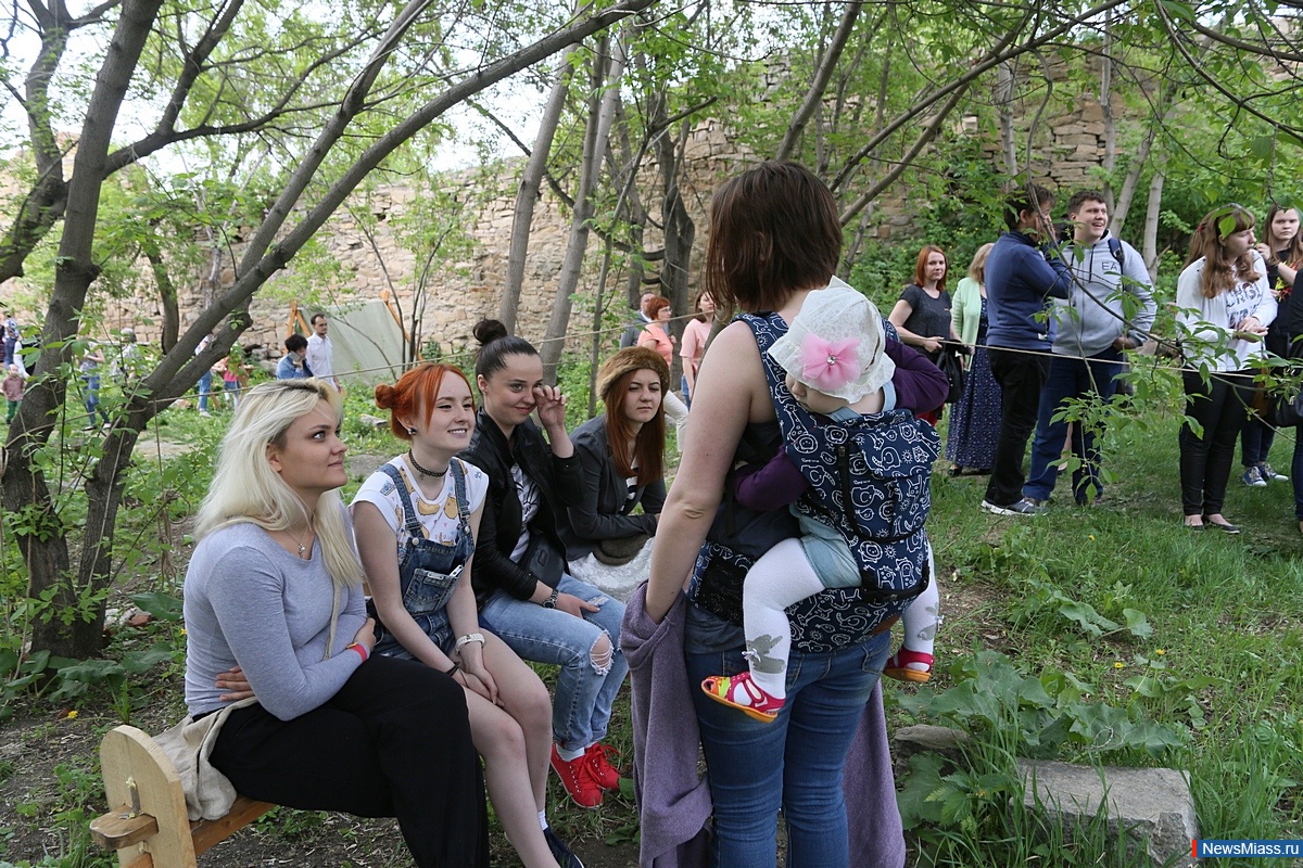 "       ".        ,     "  "