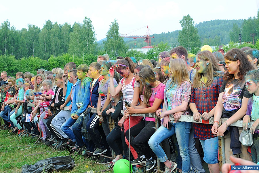  ,      . "  ,  - !" -     ColorFest