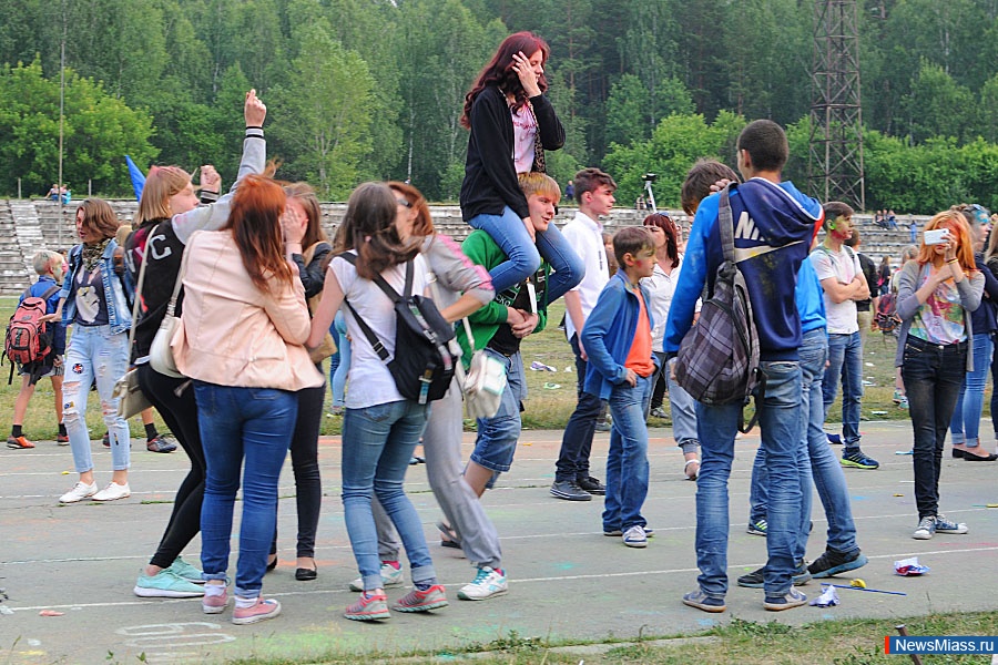  ,      . "  ,  - !" -     ColorFest