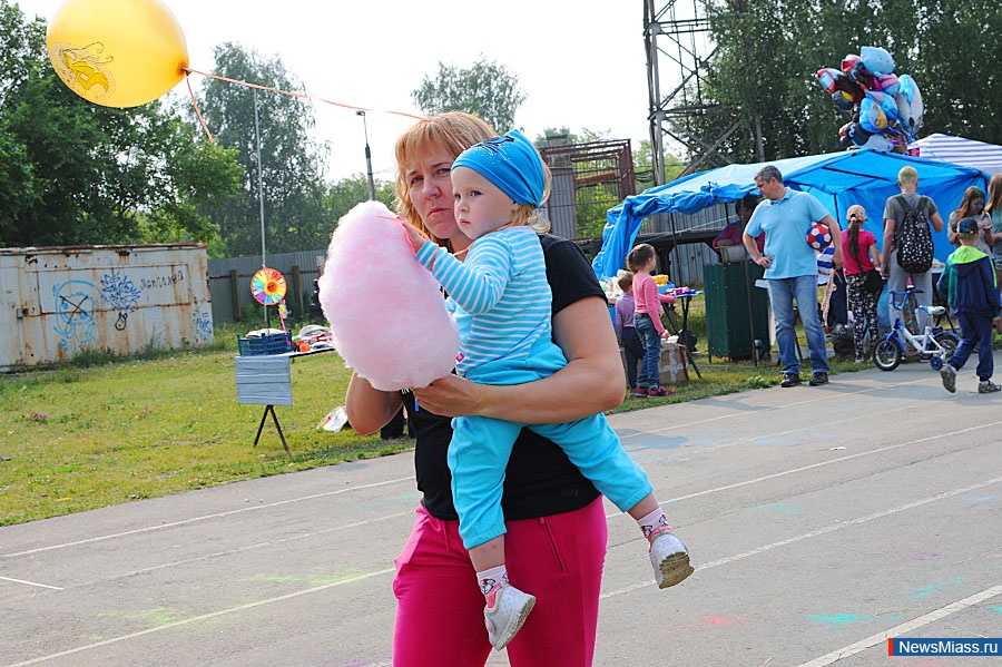  ,      . "  ,  - !" -     ColorFest