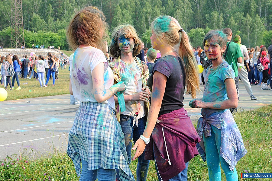  ,      . "  ,  - !" -     ColorFest