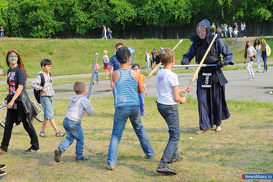  ,      . "  ,  - !" -     ColorFest