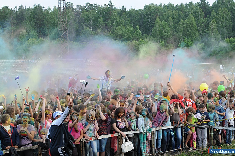  ,      . "  ,  - !" -     ColorFest