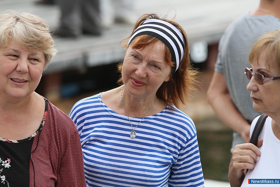  -   .    ,    -    -     