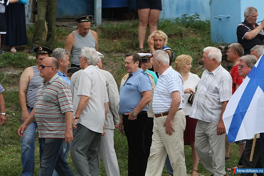  -   .    ,    -    -     