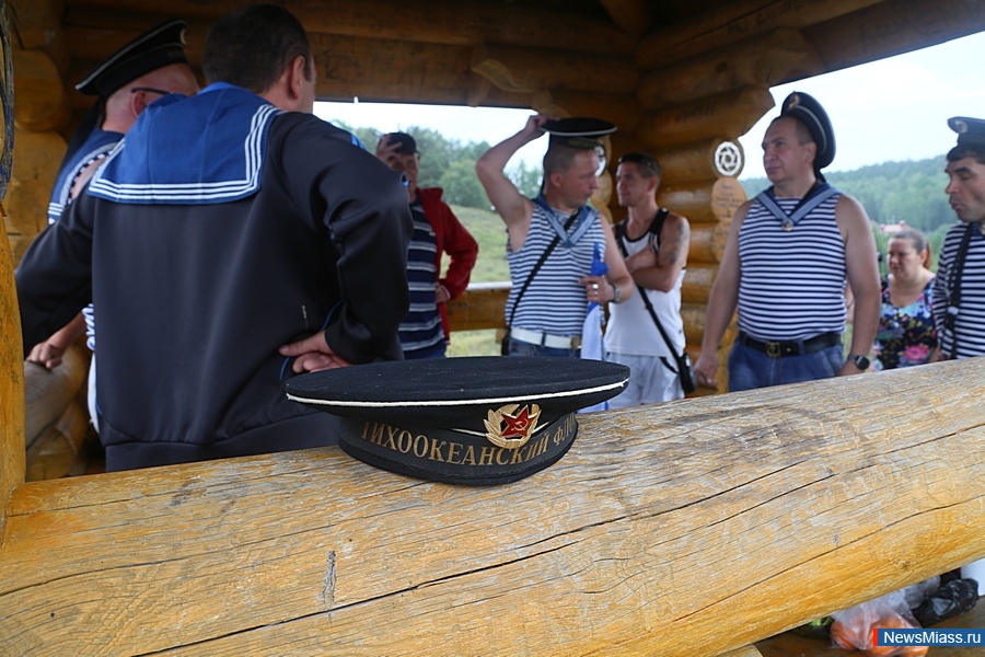  -   .    ,    -    -     