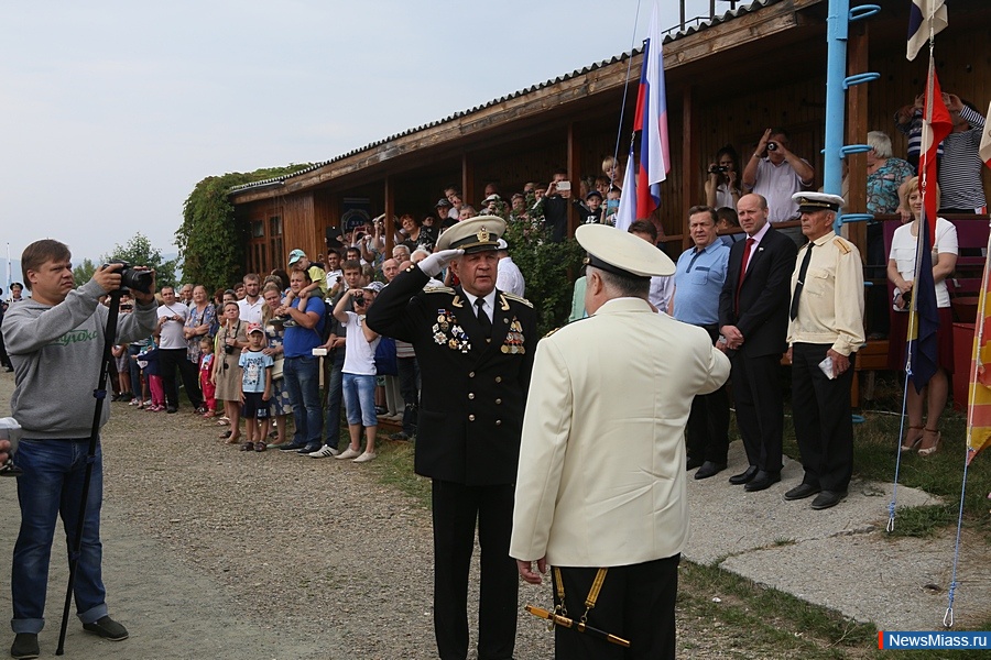  -   .    ,    -    -     