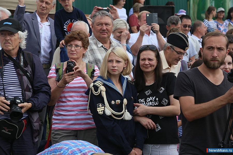  -   .    ,    -    -     