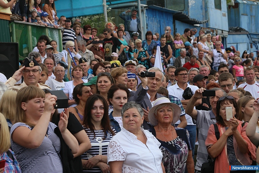  -   .    ,    -    -     