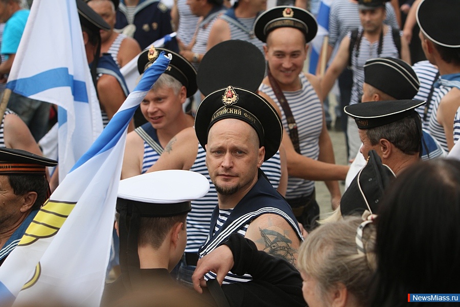  -   .    ,    -    -     