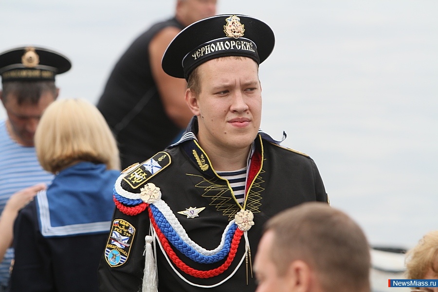  -   .    ,    -    -     