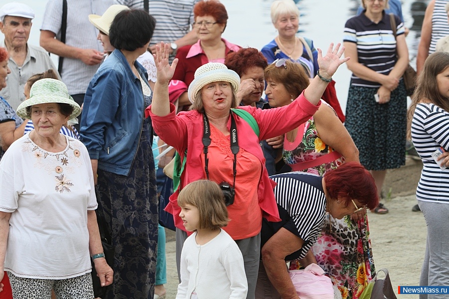  -   .    ,    -    -     