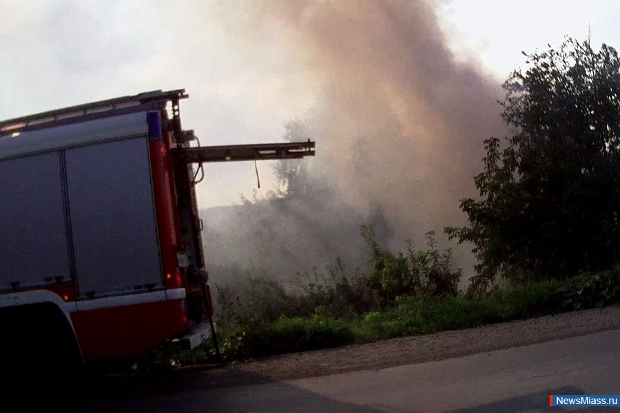 � ����� ������ �������. "�������" �������� ���������� � ����� � ������������� "���������" ������ ����������� �����������