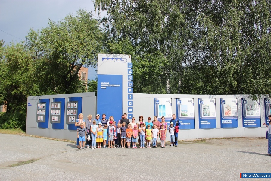      !. 25  26            ,  1     