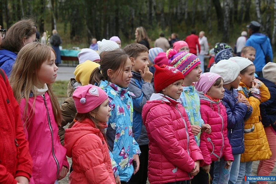   ,  . , 18 ,     19  " "