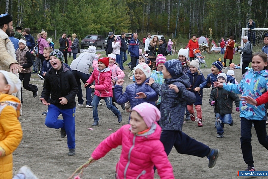   ,  . , 18 ,     19  " "