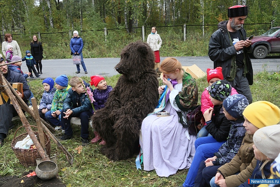   ,  . , 18 ,     19  " "