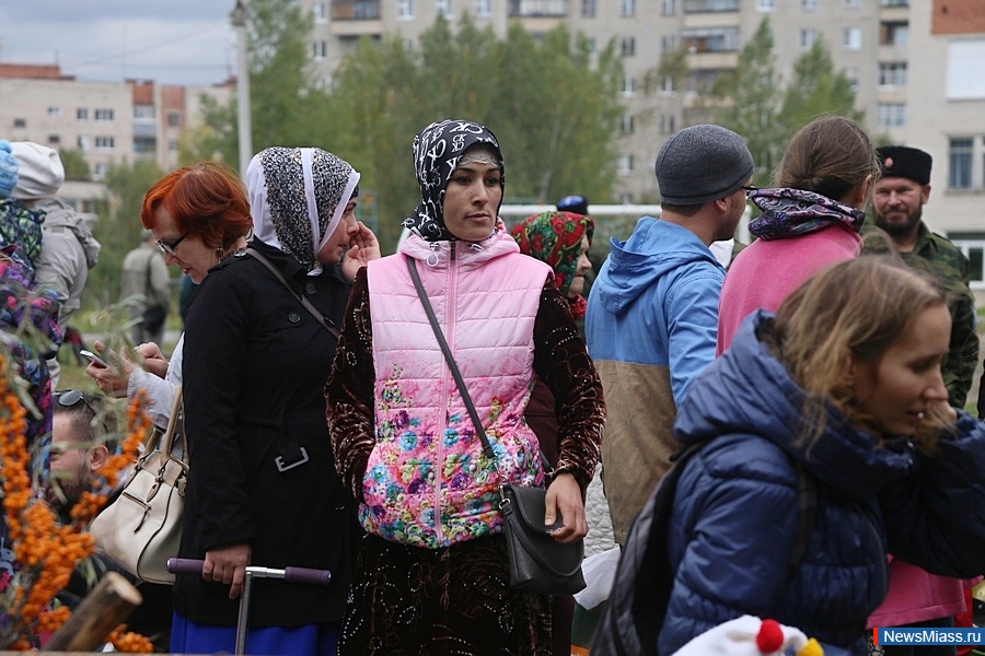   ,  . , 18 ,     19  " "