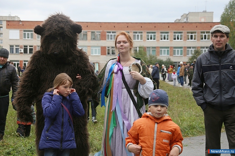   ,  . , 18 ,     19  " "