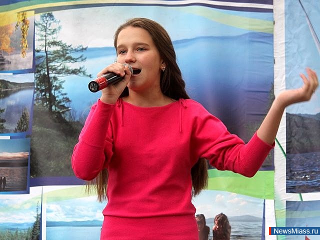 " ",    .    -   ""   -  ""  ,    