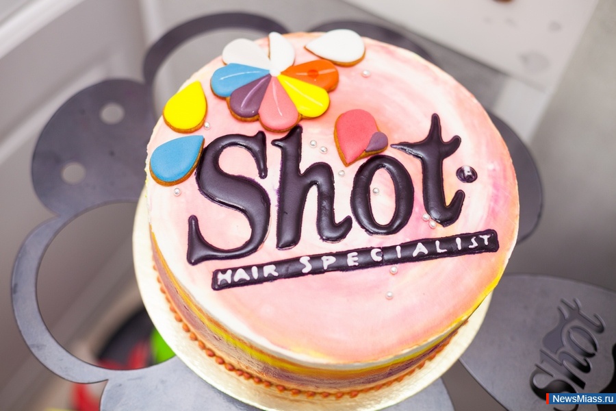    .     "Shot Italy ".           Shot