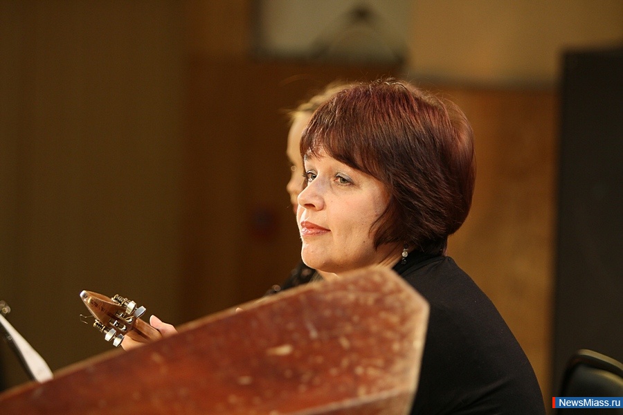   .    ""  ,  80-       -  