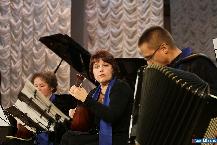   .    ""  ,  80-       -  