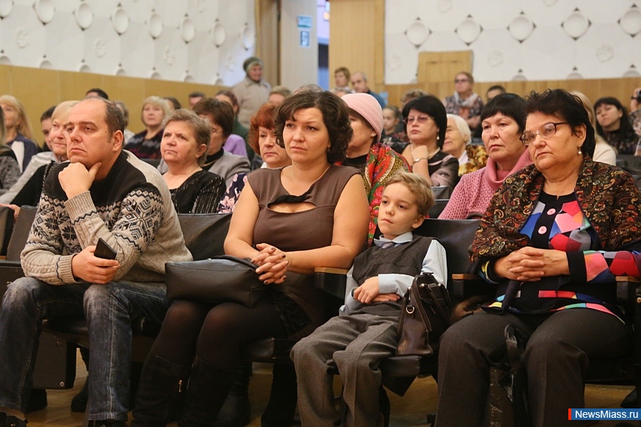   .    ""  ,  80-       -  