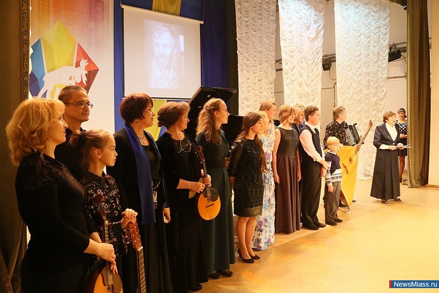   .    ""  ,  80-       -  