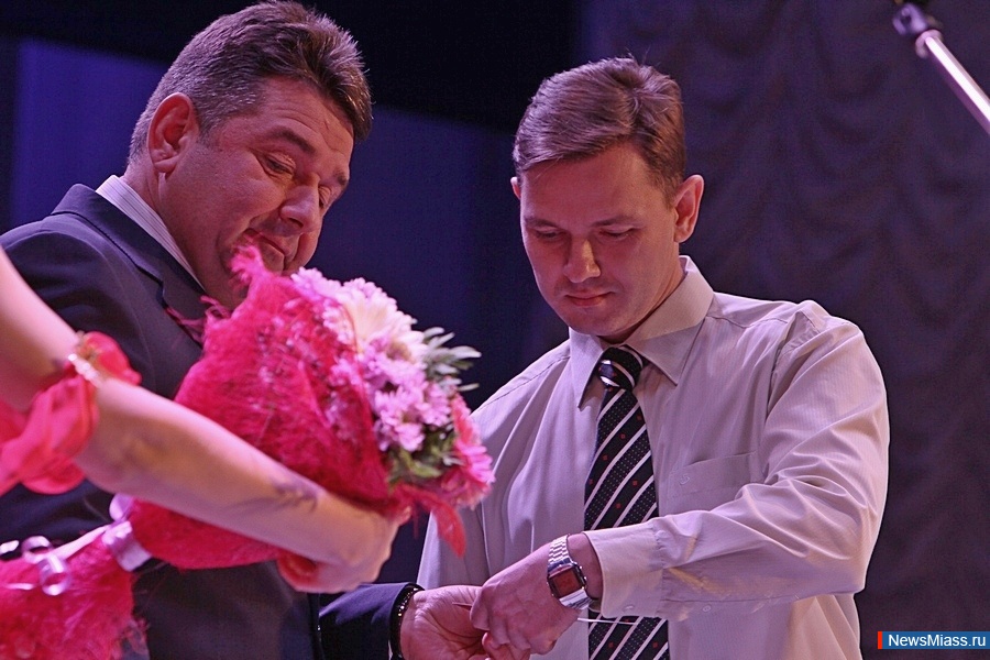 "    ". 30  -   "" -  75 .         