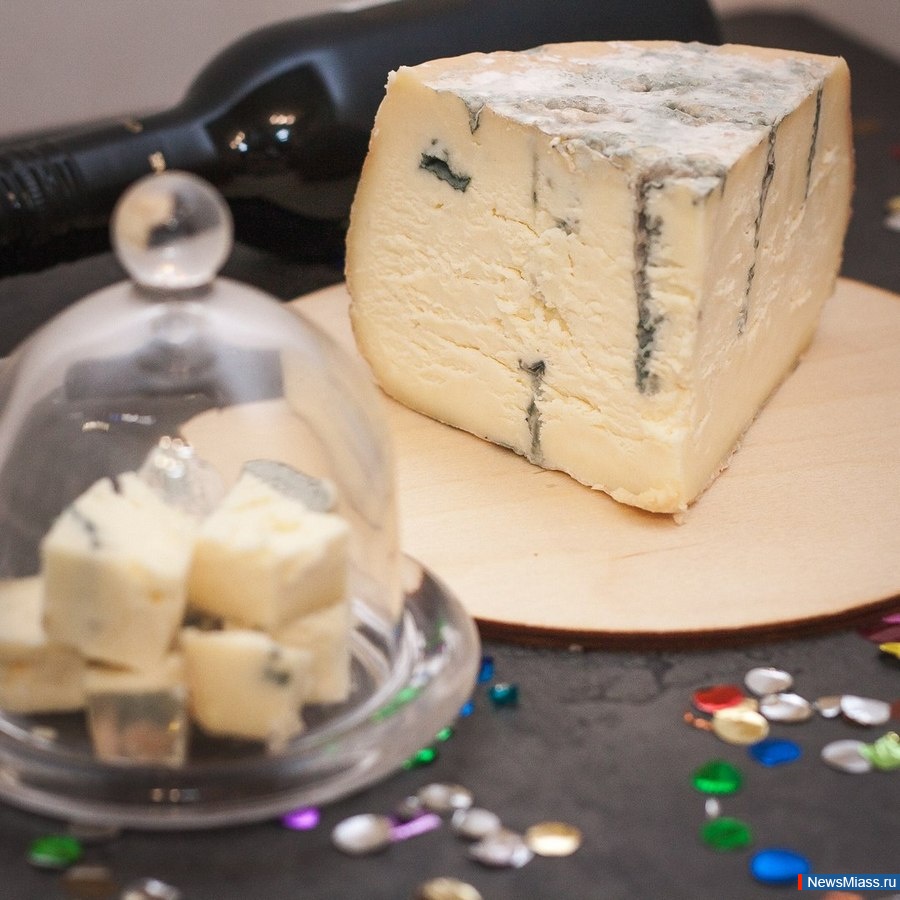  " " .    "" - ,   ,    .          