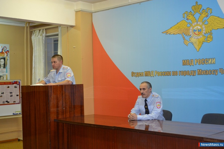  ""   .     ""     12 ,   - ,      