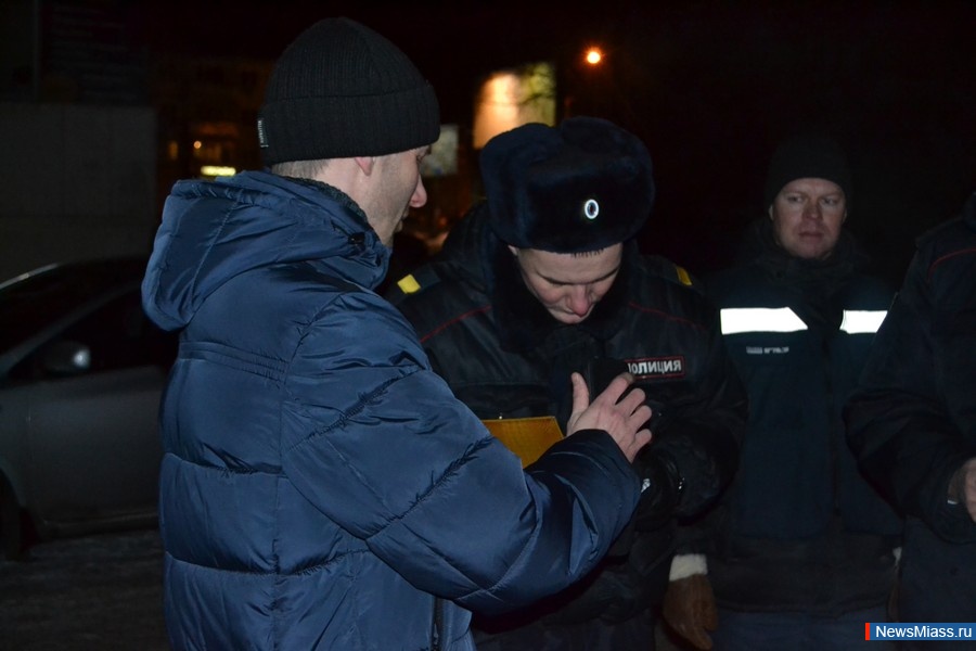  ""   .     ""     12 ,   - ,      