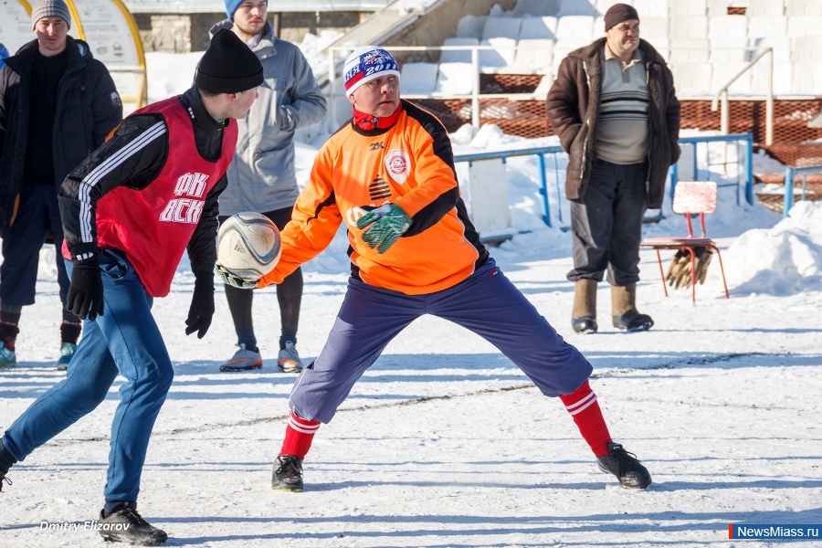       !.   ""        ,     -     