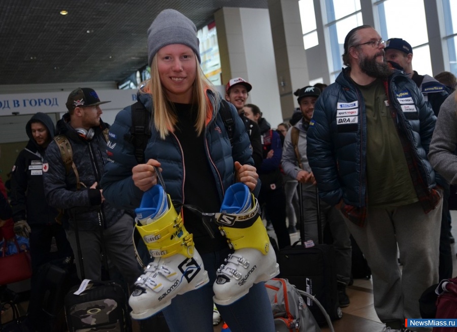   !.             FIS     -