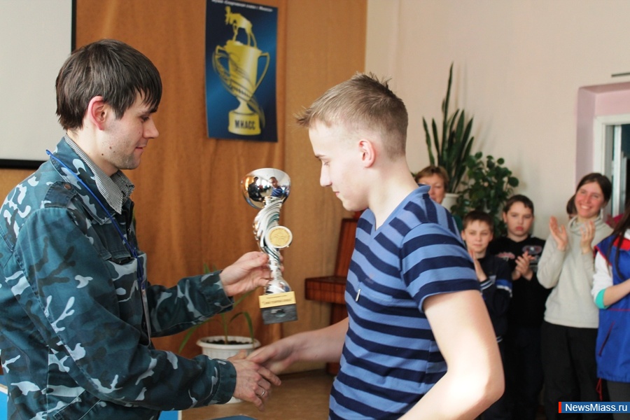 " -2017".            18- 