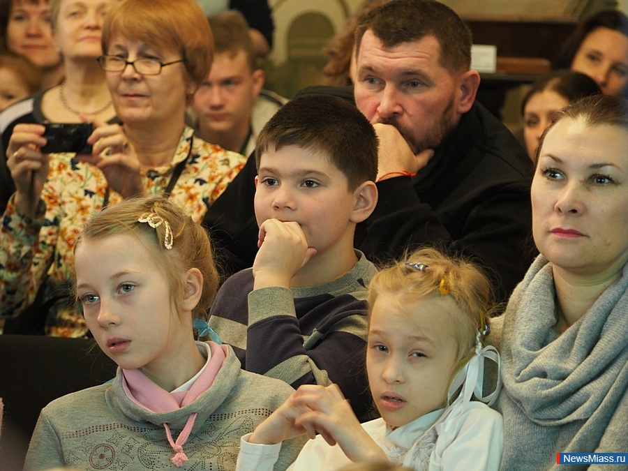 ",  , ...".           ""