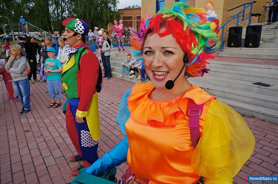      .    "NewsMiass.ru"  8 