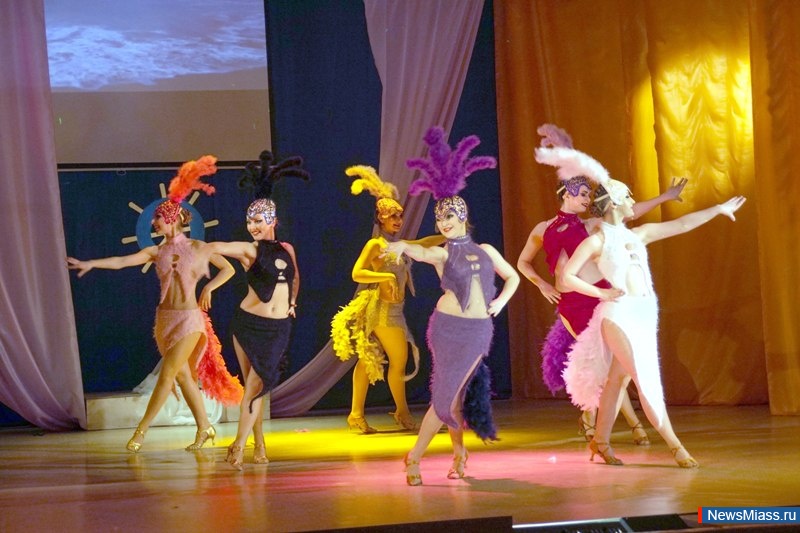 " ,  ".     ""     " ,  "