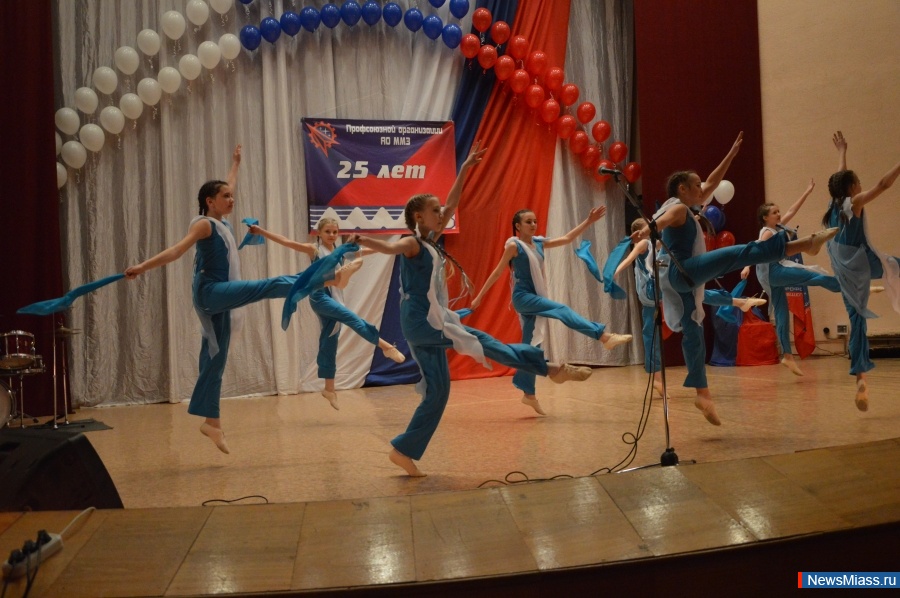   - 25 !.     25-     ""   ""   ..    