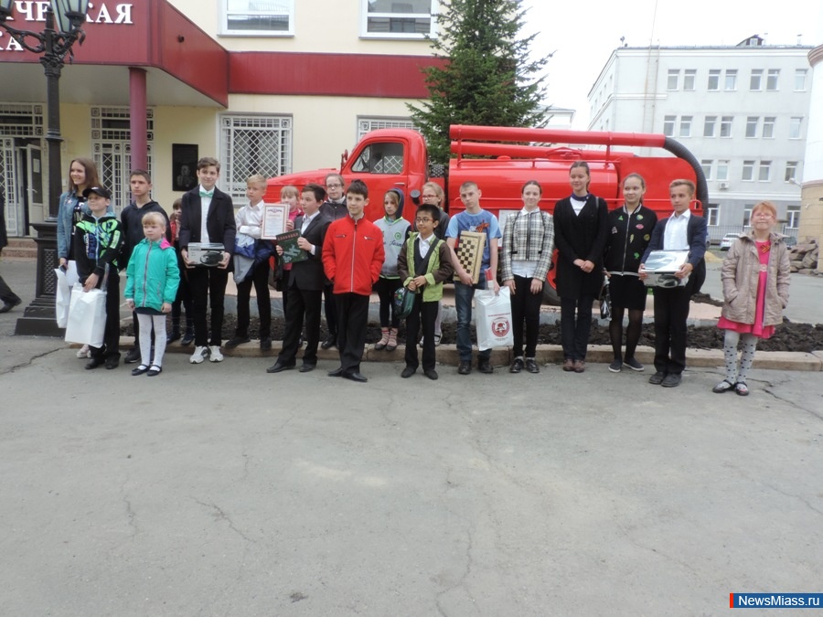 " "  .   " "      " NET!"