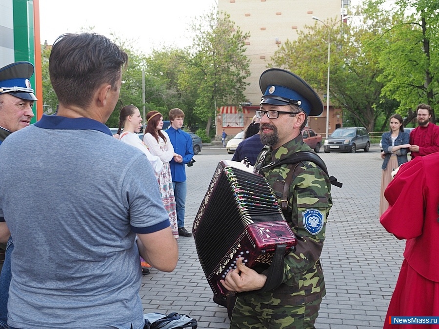 ����������� ������. � ������ ������ ������ � �������� ��������� ���� ����� �������, ������� � ������