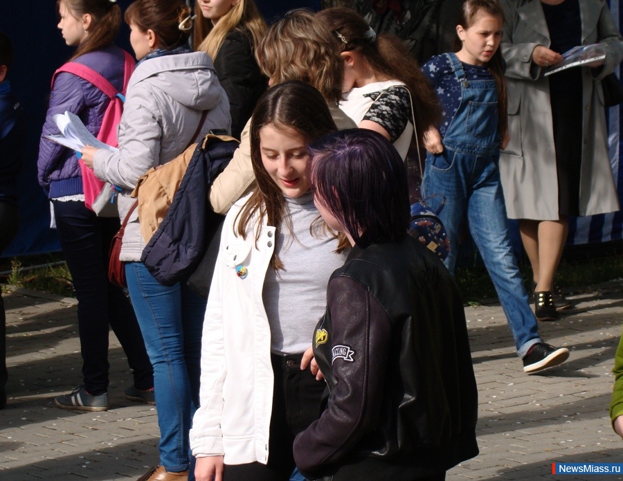    .  ,    ,     ,    9 