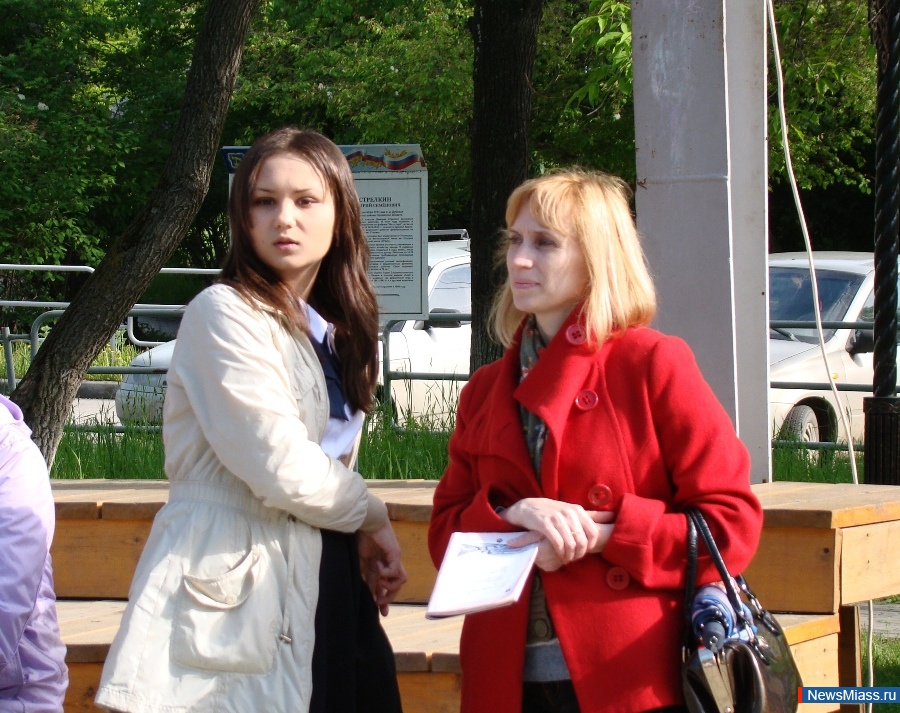    .  ,    ,     ,    9 